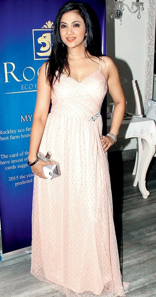 Shilpa Anand Height